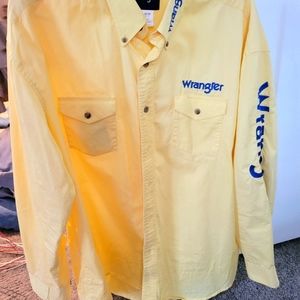 Wrangler button down shirt